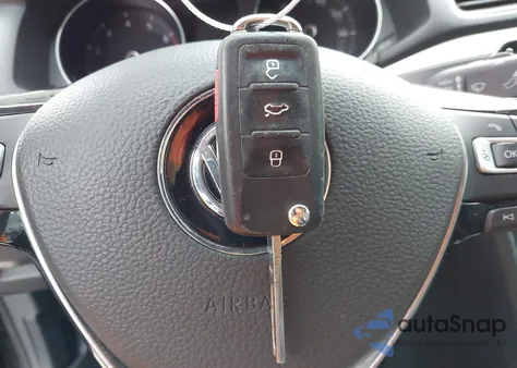 2016 Volkswagen Passat 1.8T R-Line from USA, damaged, VIN 1VWAS7A31GC060715